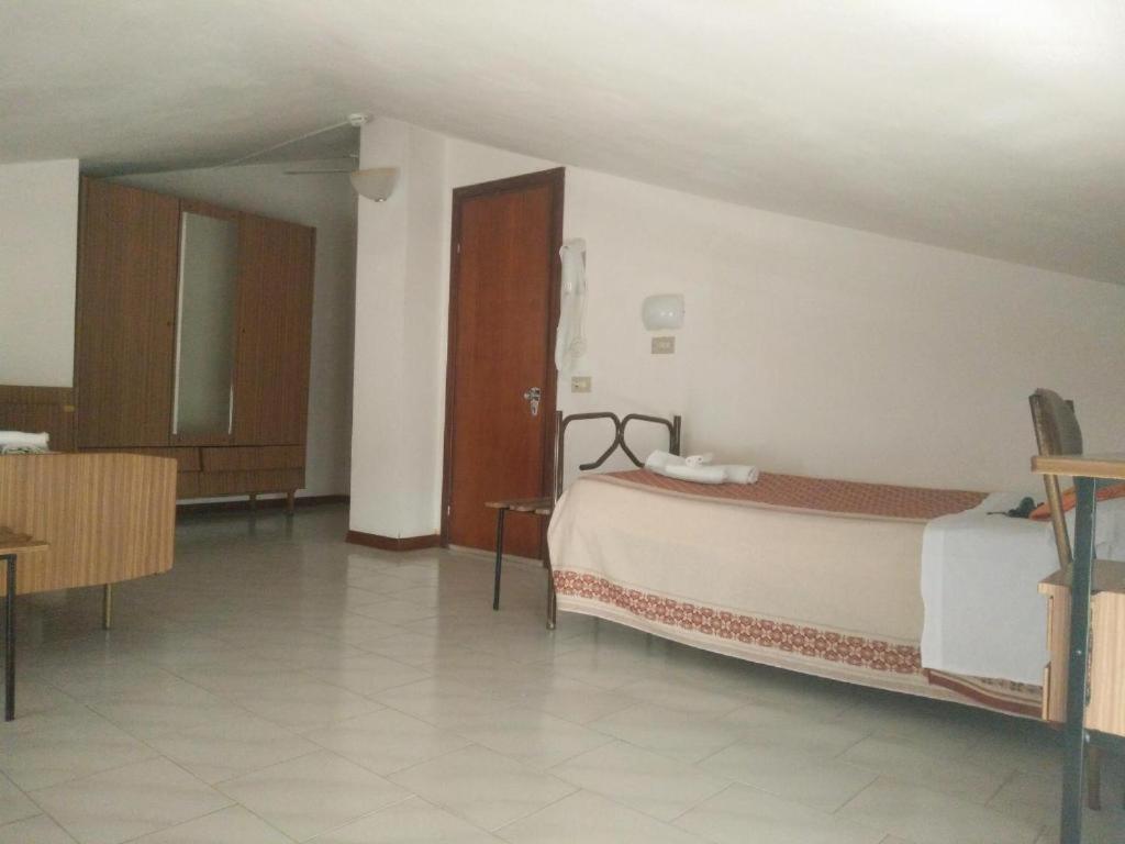 Hotel Peonia Rimini Exterior photo